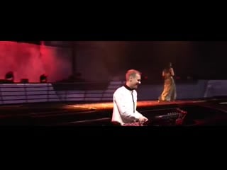 Armin van buuren overture (live at the best of armin only)