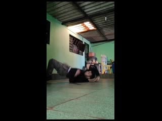 Bad boy samuka dancing