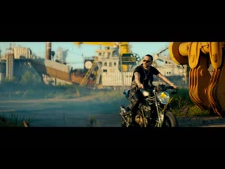 Yandel calentón (video oficial)