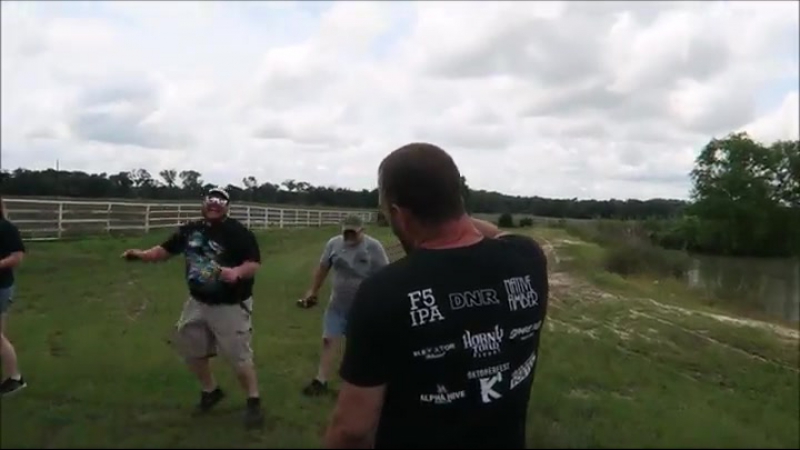 Когда стреляешь как ковбой