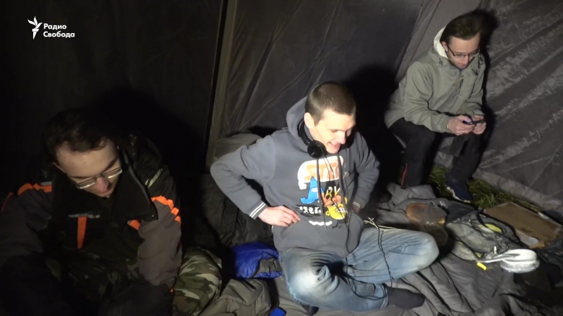 Акция протеста "бессрочка" в палаточном лагере