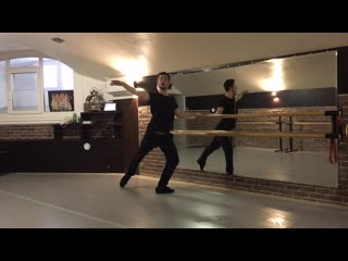 Rond de jambe par terre