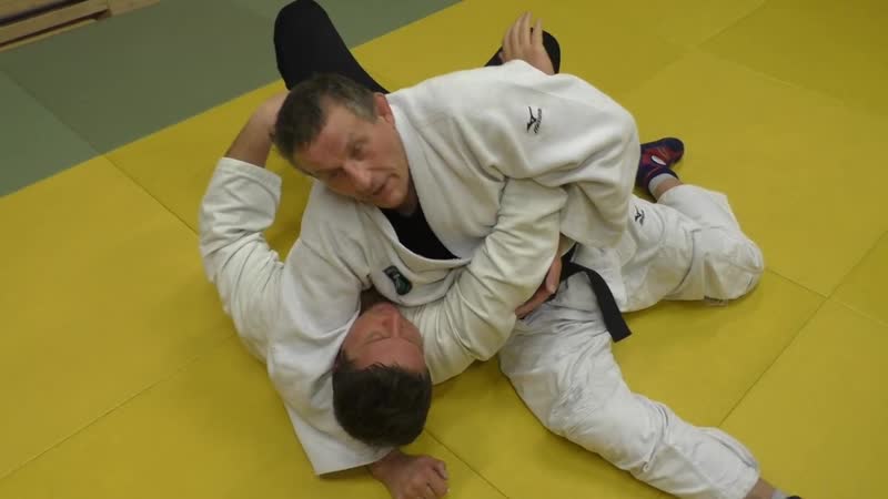 Удержание сбоку=диафрагмальное молодые