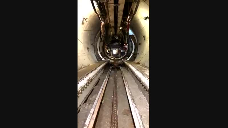 Ілон маск показав перший швидкісний тунель під лос анджелесом