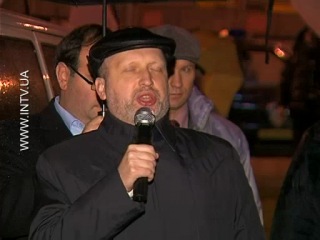 Оппозицию не остановили фальсификации, силовики и суды