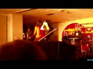 Akado kuroi aida(live)